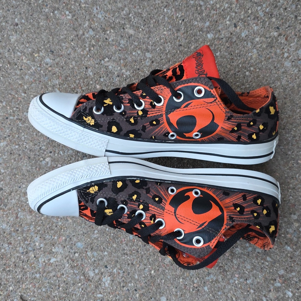 Converse Chuck Taylor All Star x Thundercats Cheetara Low Top Canvas Sneakers - Picture 4 of 11